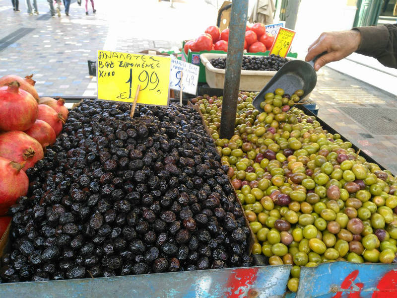 חופשה באתונה, כיכר מונסטיראקי, שוק ביוון, חופשה בחול, טיסות לחול, חופשה ביוון, סיוון סטרומזה, לטייל לבד,