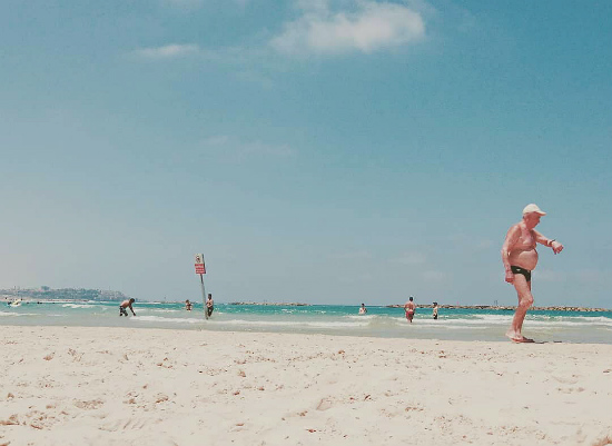 STROMZIT, סיוון סטרומזה, רווקה, אופטימיות, תל אביב, חופי תל אביב